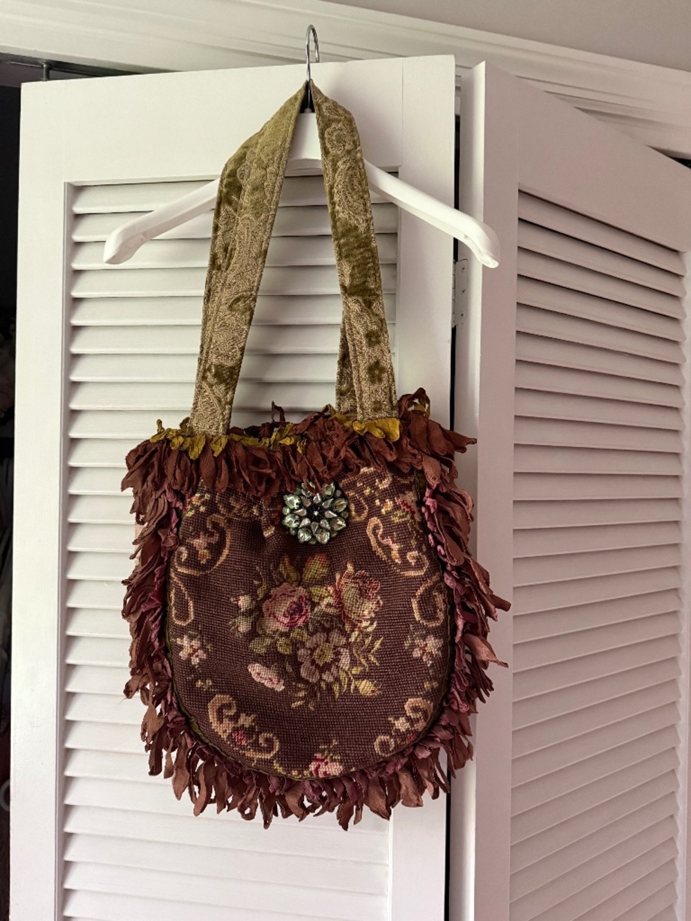 Magnolia Pearl Tapestry Bag